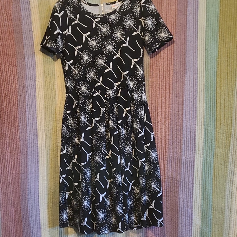 Lularoe dress retro style short sleeve